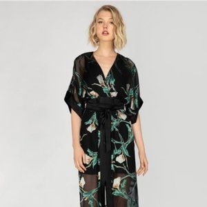 Adelyn Rae Floral Print Helia Kimono Dress - M